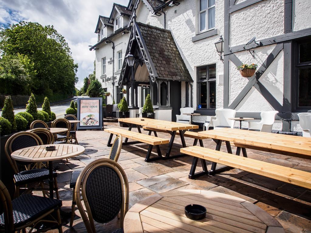 De Trafford Arms By Chef & Brewer Collection Hotel Alderley Edge Room photo